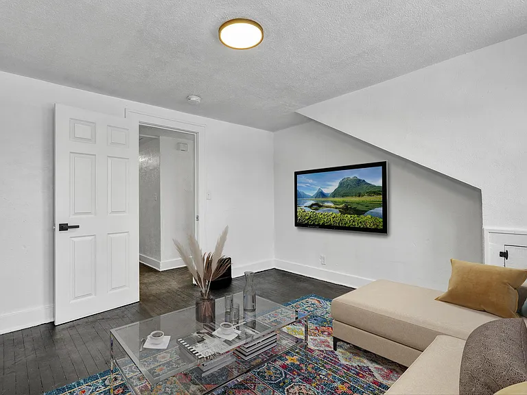 1224 E Malcolm X St #3 — Photo 2