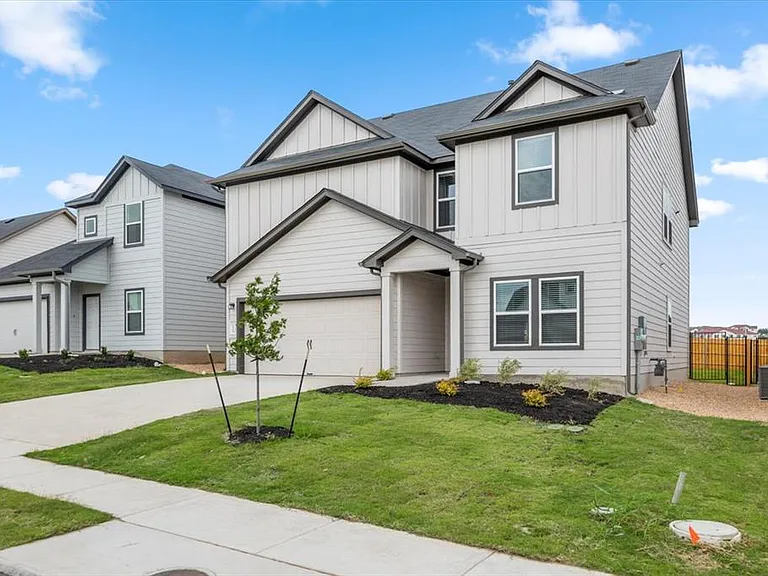 4909 Sea Salt Dr — Photo 3