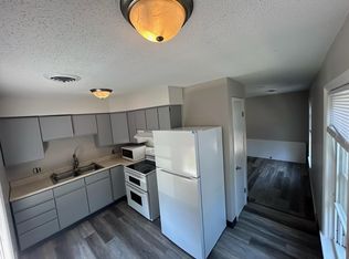 103 E Sangamon St #4, Fisher, IL 61843