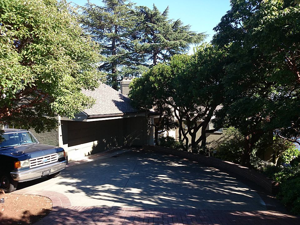 1st image of 3012 E Laurelhurst Dr NE