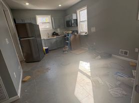 266 Renner Ave, Newark, NJ