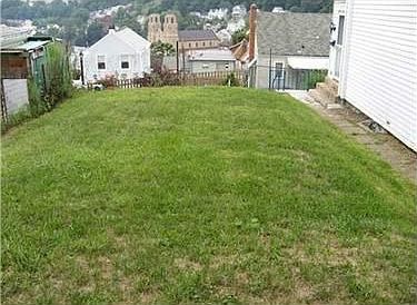 2nd image of 104 Lippert St