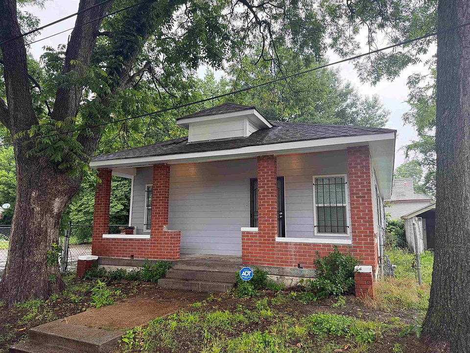 1st image of 752 Castle St