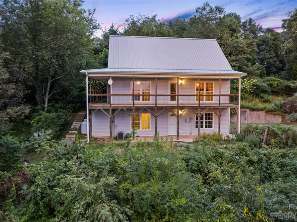 155 Hawks View Dr, Canton, NC 28716