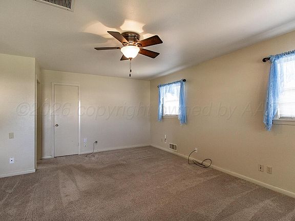 2nd image of 420 Sunset Dr