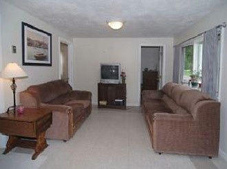 2nd image of 7 Aspen Dr