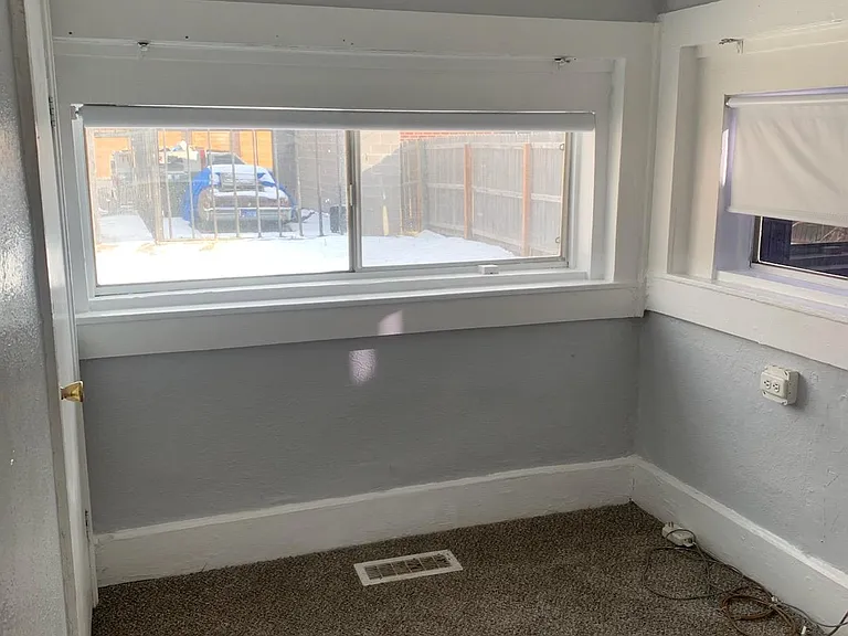2822 N Garfield St — Photo 7