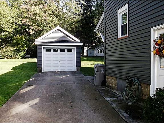 2nd image of 607 Cullum St