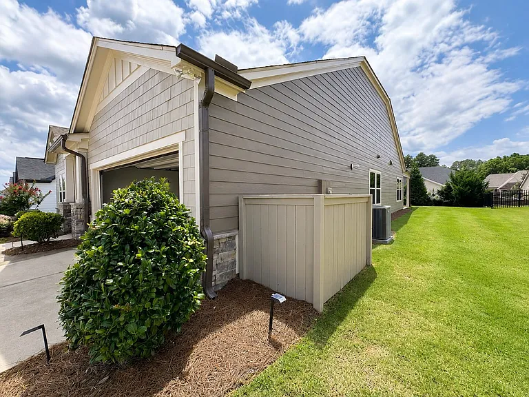3665 Bridges Ct — Photo 29