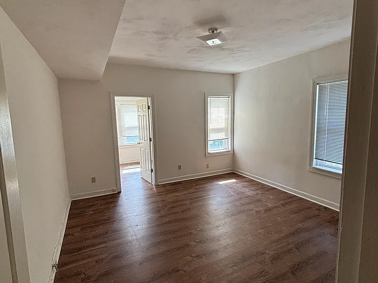 704 Interdrive St #2S — Photo 6