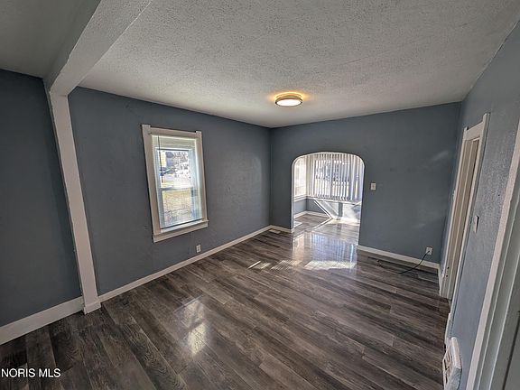 4th image of 1118 Alldays Ave