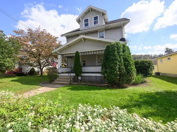 409 Beaver Ave NE, New Philadelphia, OH 44663