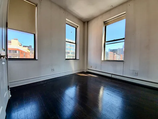 Rented by Julien Aractingi, LREB | media 13