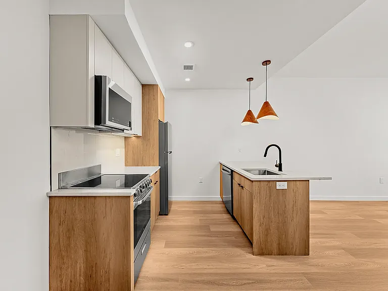 261 Grand Concourse #7802 — Photo 3