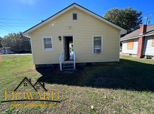 407 E Vance St, Dunn, NC 28334