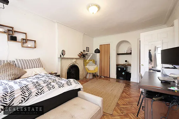 Rented by ZealEstate Group Inc | media 35