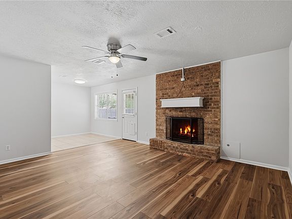 4th image of 1504 Austin Ave
