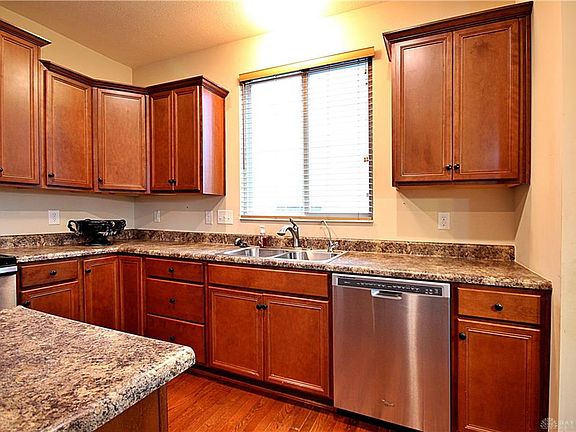 3rd image of 5286 Tall Oaks Ct