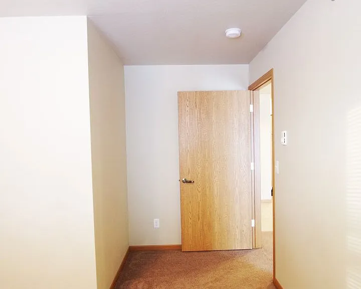 Belcastle Apartments — Photo 56