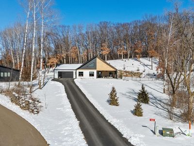 1084 Autumn Oak Ln, Hudson, WI, 54016