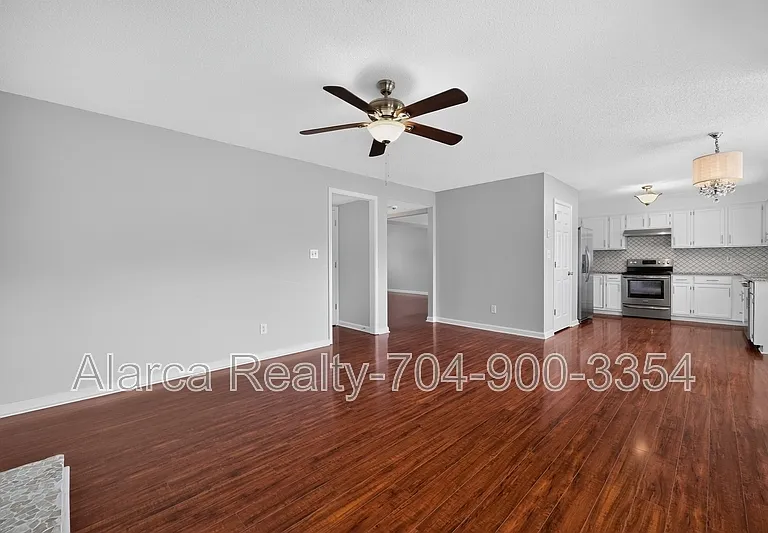 1901 Misty Vale Rd — Photo 13