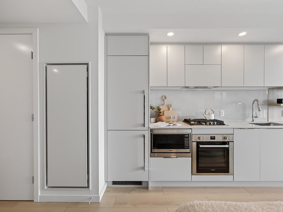 1st image of 311 Alderson Ave #1509