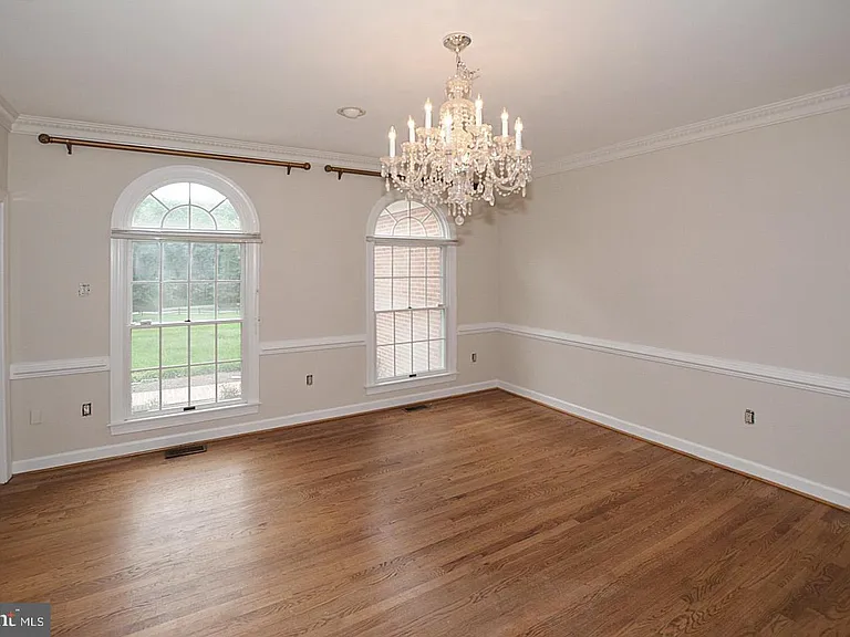 10190 Akhtamar Dr — Photo 5