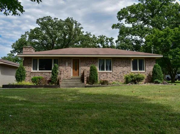 9505 Randolph St, Crown Point, IN 46307