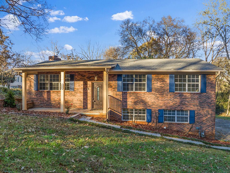 1st image of 713 Greenwood Dr
