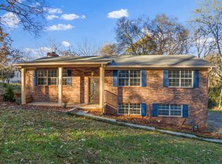 713 Greenwood Dr, Maryville, TN 37803