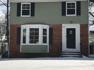 1169 Yellowstone Rd, Cleveland Heights, OH 44121