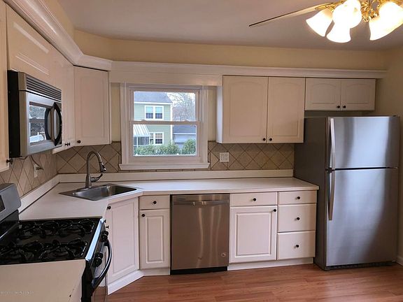 2nd image of 757 Americana Ct