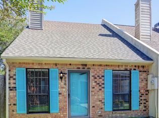 228 Woodland Cir, New Iberia, LA 70563