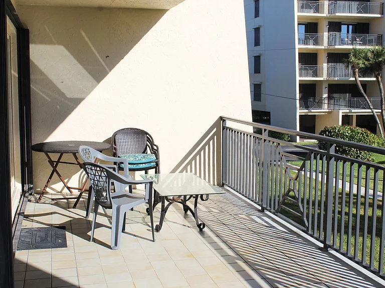3939 Ocean Dr — Photo 20