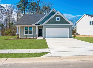 118 Flora Field Dr, Jacksonville, NC 28546