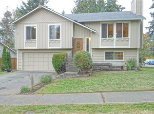 1915 Monterey Ave NE, Renton, WA 98056