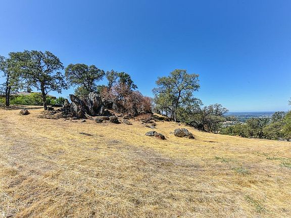 5th image of 501 Archilles Ct