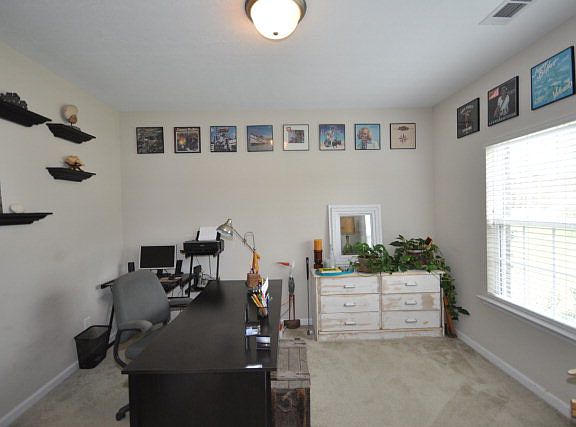 4th image of 3241 Riverstone Dr