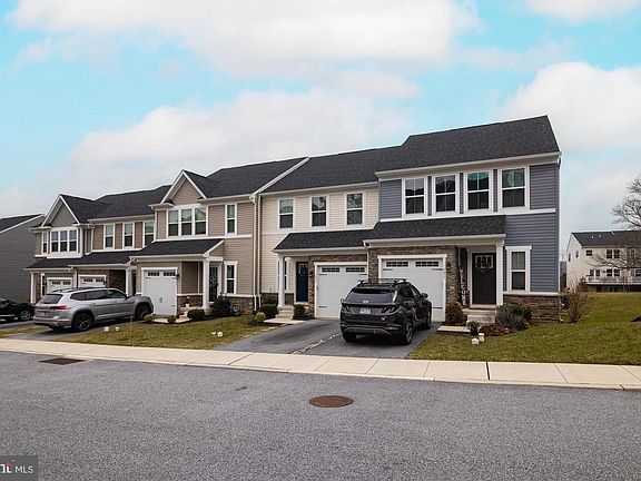 2nd image of 133 Mulberry Dr