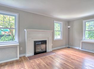 3504 Schoolhouse Ln, Harrisburg, PA 17109