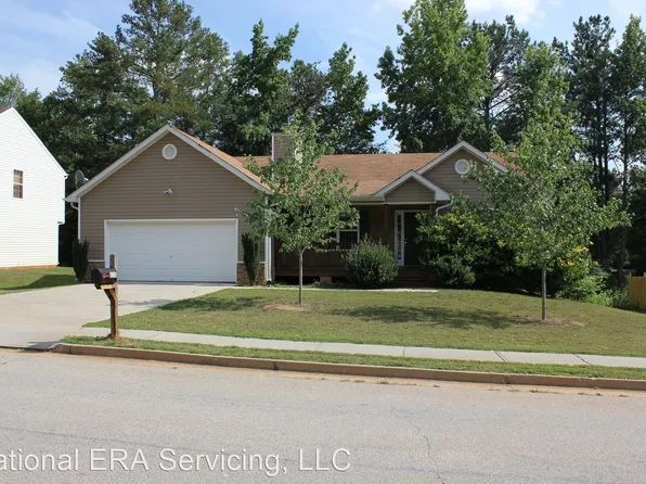 8230 N Sterling Lakes Dr, Covington, GA 30014