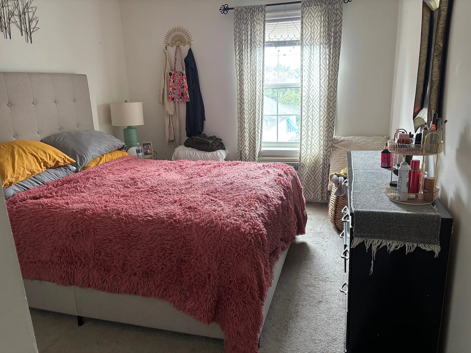 1 bed, 700 sqft, $1,195 — Photo 4