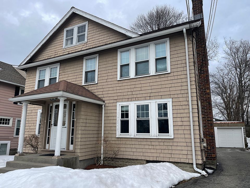 1st image of 16 Carlton Ter #16