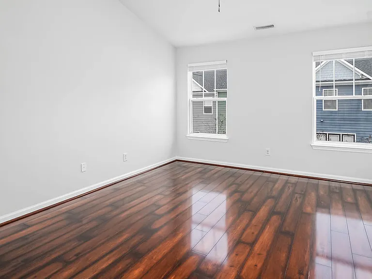308 Kinellan Ln — Photo 22