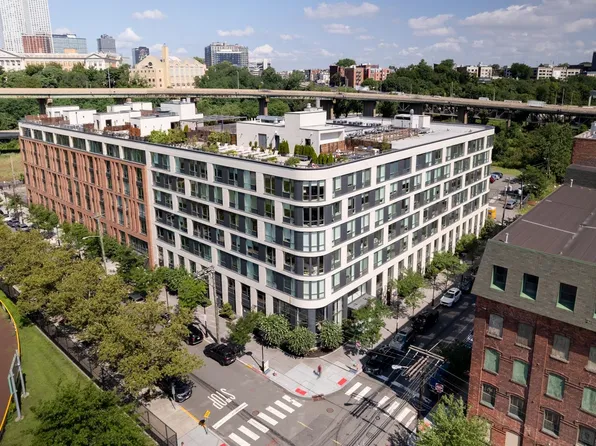 255 Brunswick Street image 1 of 31