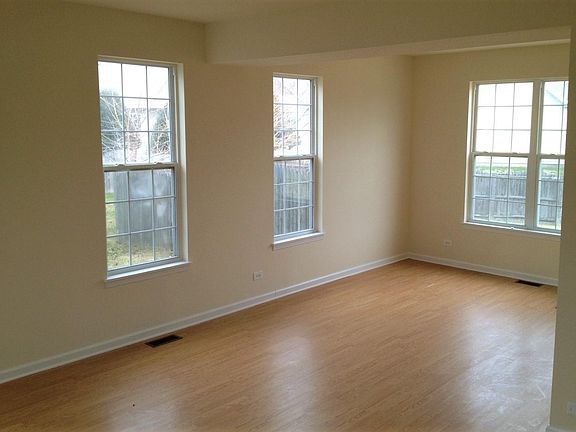 4th image of 1658 Blackwell Ln