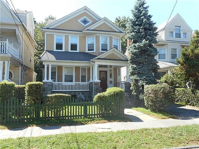 1st image of 561 Van Cortlandt Park Ave