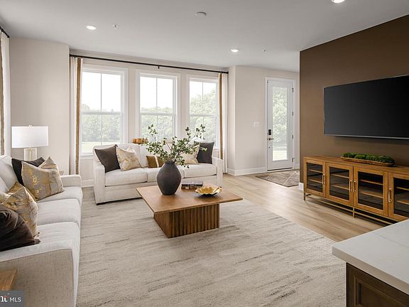 2nd image of 9404 Gerst Rd