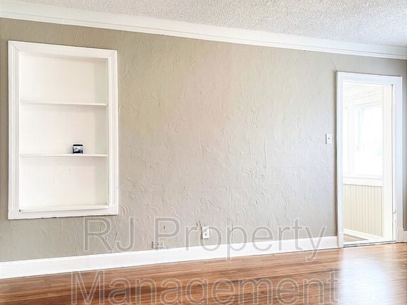 4th image of 1639 Shadowlawn Blvd