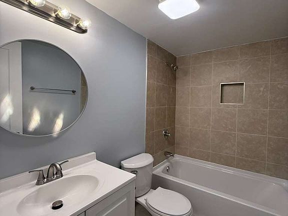 3rd image of 8820 Fowler Ave APT C